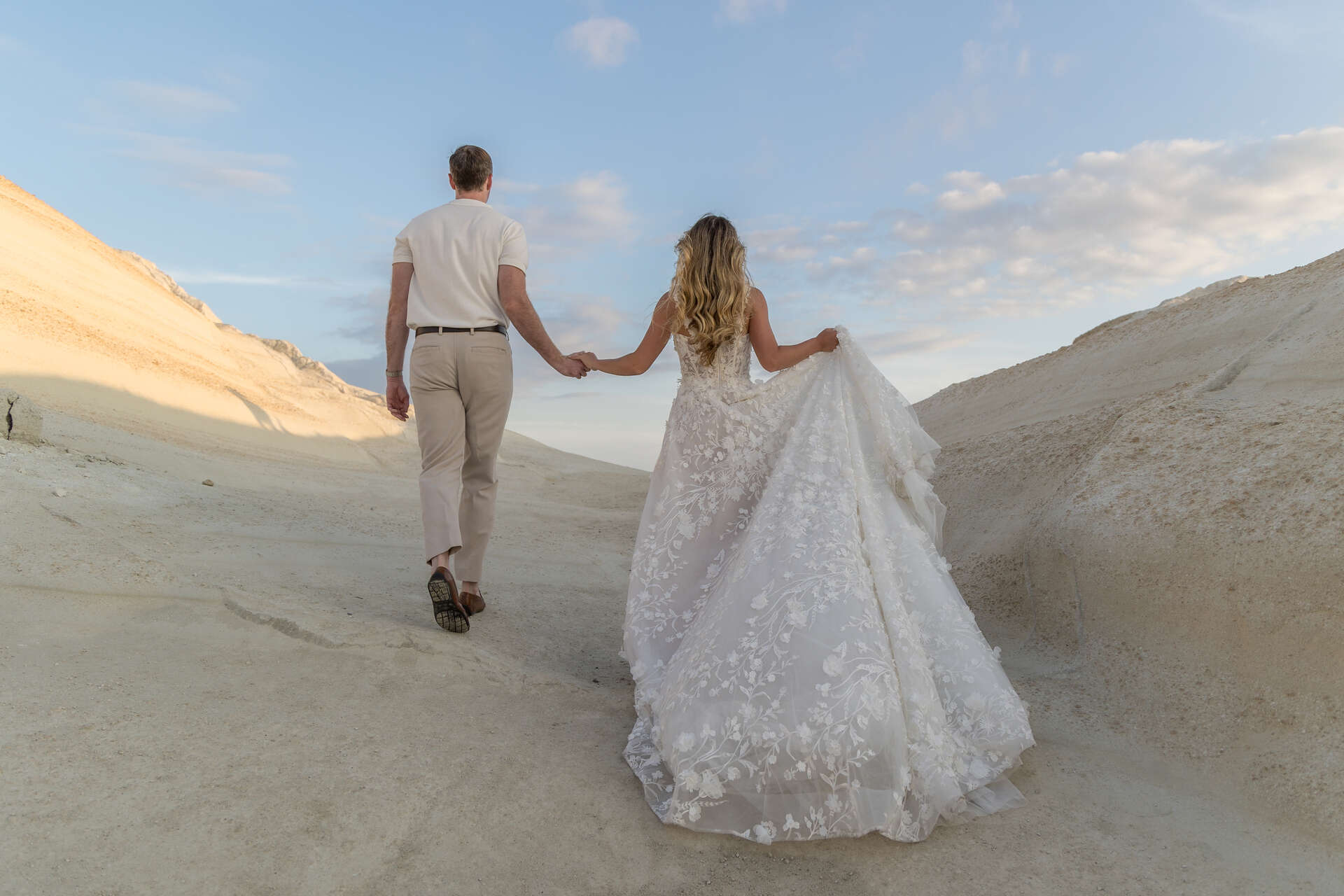 Elopement on Milos